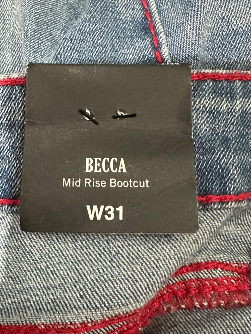 NWT True Religion Becca Big T Women’s Jeans Size 31 – Boot Cut, Medium Wintry W - Picture 11 of 16
